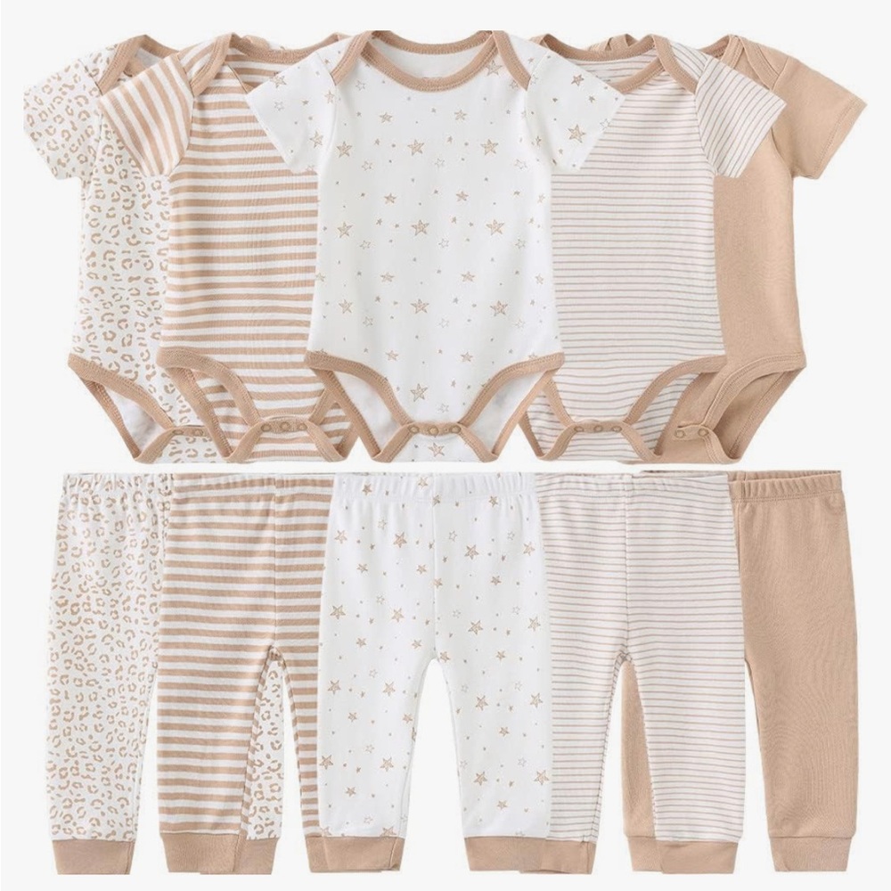 Baby Layette Set Baby 10-Piece Bodysuits Pants Set 3M NWT 💛💛💛